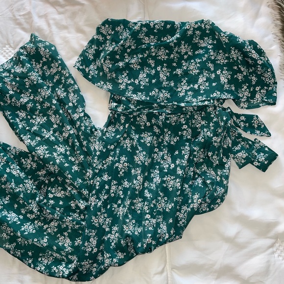 Strapless Green & White Split Leg Floral Jumpsuit - Picture 2 of 2